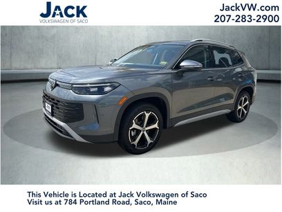 New 2025 Volkswagen Tiguan SE