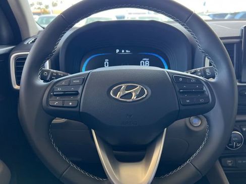 New 2026 Hyundai Venue SEL FWD image 23