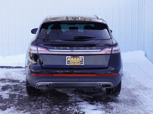 Used 2023 Lincoln Nautilus AWD w/ Premium Package image 5