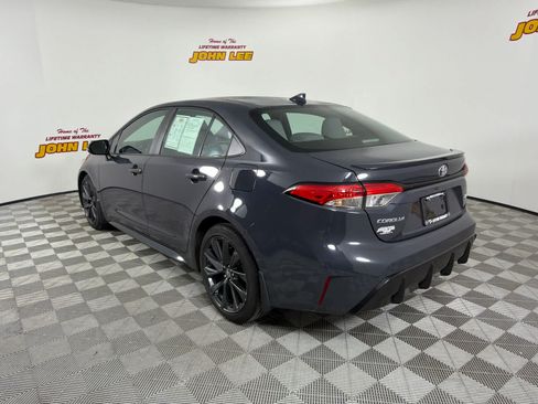 Used 2024 Toyota Corolla SE FWD image 3