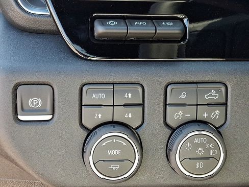 New 2026 Chevrolet Silverado 2500 High Country w/ Technology Package AWD/4WD image 18
