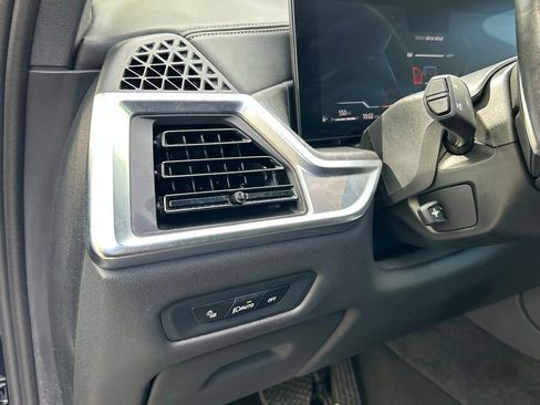 Used 2024 BMW X5 xDrive40i image 19