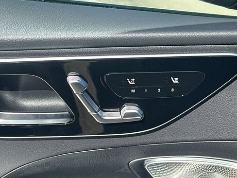 New 2026 Mercedes-Benz C 300 4MATIC Sedan image 11