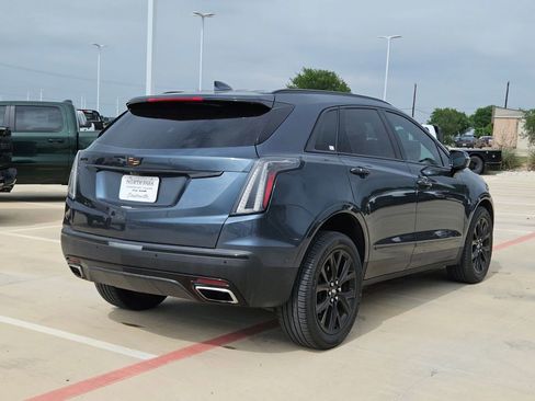 Used 2020 Cadillac XT5 Sportv w/ Platinum Package AWD/4WD image 3
