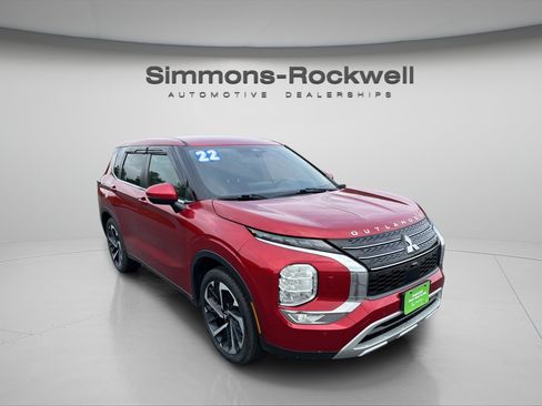 Used 2022 Mitsubishi Outlander SE AWD/4WD image 7