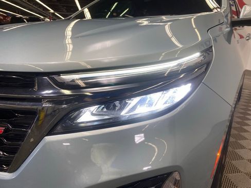 Used 2022 Chevrolet Equinox RS image 8