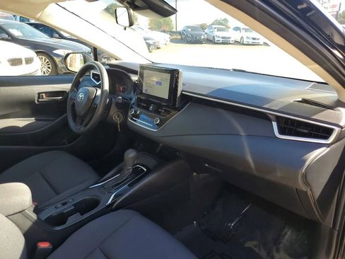 Used 2023 Toyota Corolla LE image 34