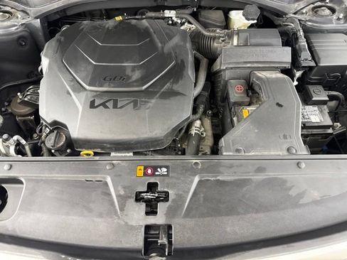 Certified 2025 Kia Telluride S FWD image 19