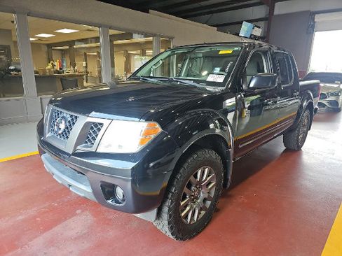 Used 2012 Nissan Frontier SV w/ Sport Appearance Pkg RWD image 1