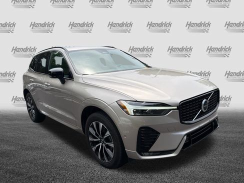 Certified 2025 Volvo XC60 B5 Plus AWD/4WD image 2