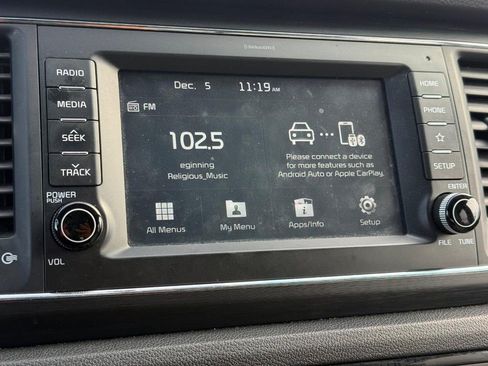 Used 2020 Kia Sedona EX image 20
