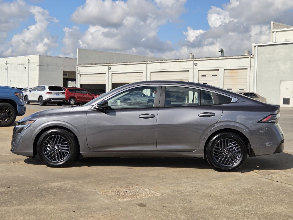 Used 2026 Nissan Sentra SV w/ Floor Mat Package FWD image 6