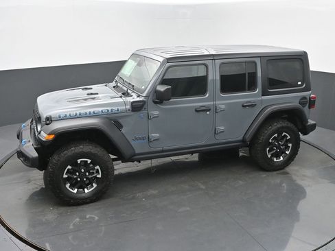 Used 2025 Jeep Wrangler Unlimited Rubicon 4xe w/ Safety Group image 39