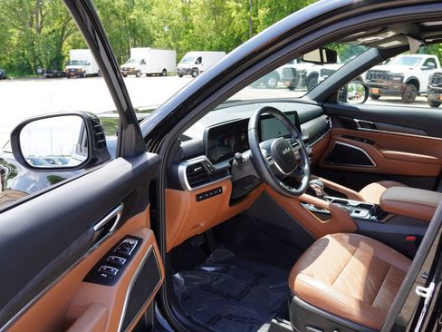 Certified 2023 Kia Telluride EX X-Line AWD/4WD image 14