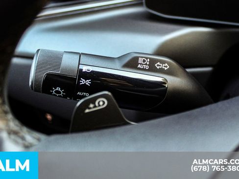 Used 2024 Kia EV9 Wind image 32