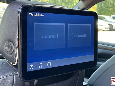 Used 2023 Chevrolet Suburban Premier w/ Max Trailering Package AWD/4WD image 19