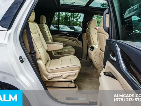 Used 2023 Cadillac Escalade Premium Luxury w/ Performance Package AWD/4WD image 23