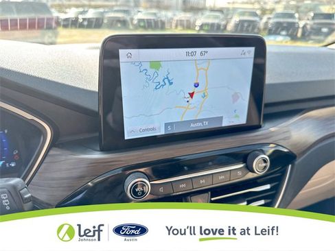 Used 2020 Ford Escape Titanium image 24