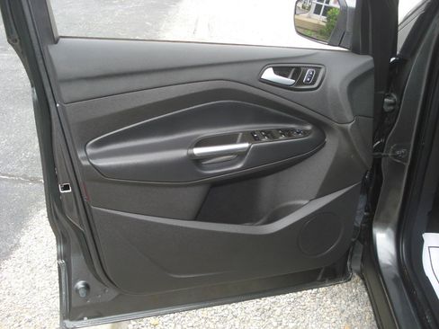 Used 2018 Ford Escape SE AWD/4WD image 10
