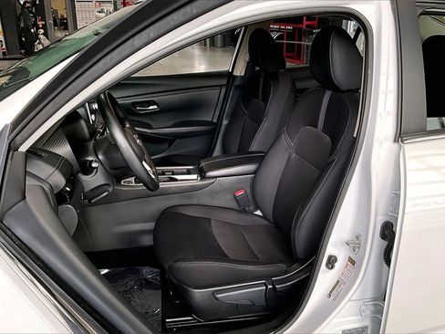 Certified 2024 Nissan Sentra SV image 18