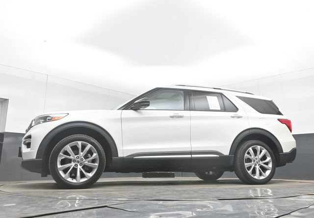 Used 2022 Ford Explorer Platinum w/ Equipment Group 601A AWD/4WD image 51