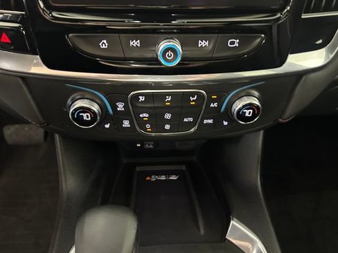 Used 2023 Chevrolet Traverse RS w/ LPO, Floor Liner Package AWD/4WD image 21