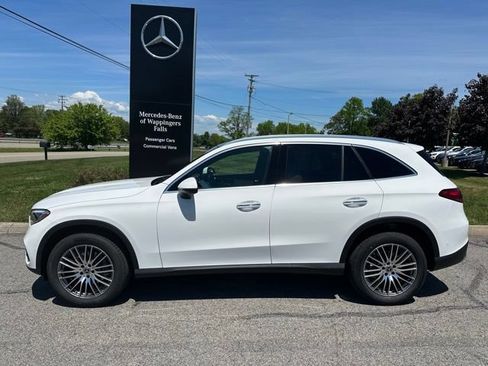 New 2026 Mercedes-Benz GLC 300 4MATIC image 2