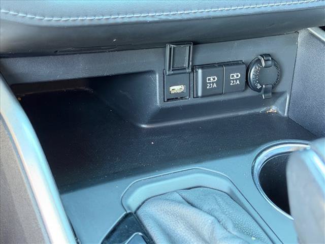 Used 2021 Toyota Highlander LE AWD/4WD image 23