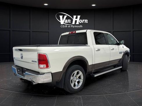 Used 2018 RAM 1500 Laramie AWD/4WD image 3