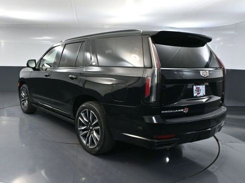 Used 2023 Cadillac Escalade Sport w/ Touring Package AWD/4WD image 9