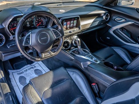 Used 2017 Chevrolet Camaro SS RWD image 14