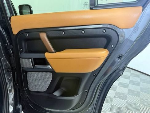 Used 2023 Land Rover Defender 130 X AWD/4WD image 19