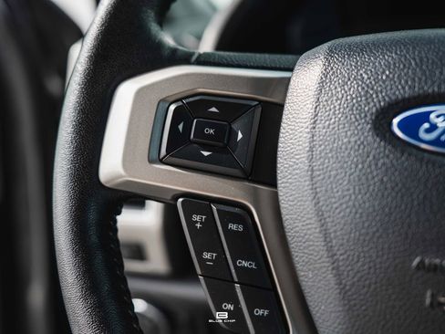 Used 2019 Ford F550 4x4 Crew Cab Super Duty image 11