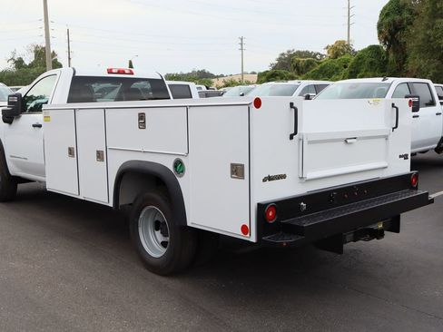 New 2025 GMC Sierra 3500 Pro w/ Convenience Package AWD/4WD image 4