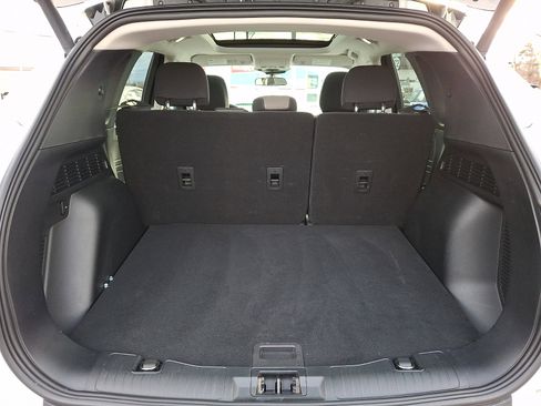 Certified 2022 Ford Escape SE w/ SE Sport Appearance Package image 30