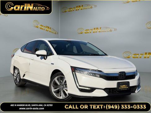 Used 2019 Honda Clarity Plug-In Hybrid image 3