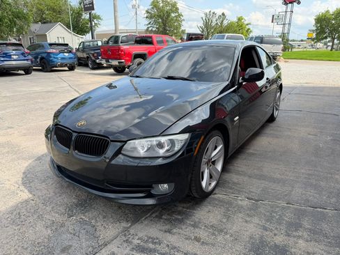 Used 2011 BMW 335i xDrive Coupe AWD/4WD image 4