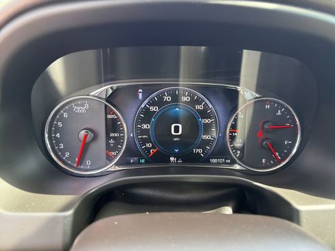 Used 2017 GMC Acadia Denali w/ Technology Package AWD/4WD image 17