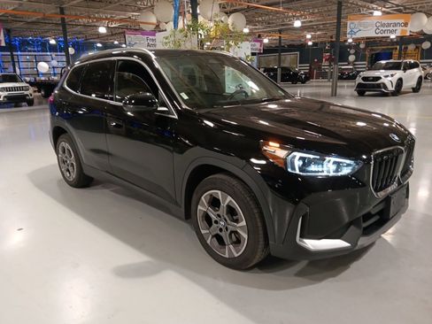 Certified 2023 BMW X1 xDrive28i image 4