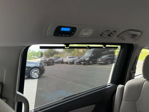 Used 2012 Honda Odyssey EX image 34