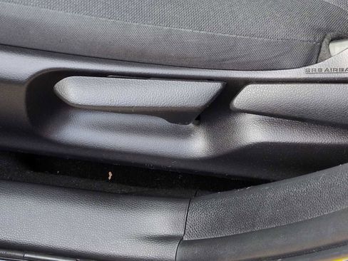 Used 2022 Toyota Corolla LE image 16