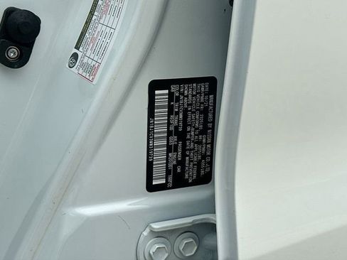 Used 2021 Nissan Rogue Sport SL FWD image 31