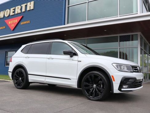 Used 2021 Volkswagen Tiguan SE R-Line AWD/4WD image 1