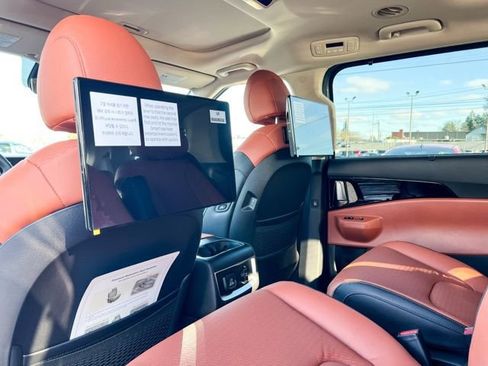 New 2026 Kia Carnival SX Prestige FWD image 10