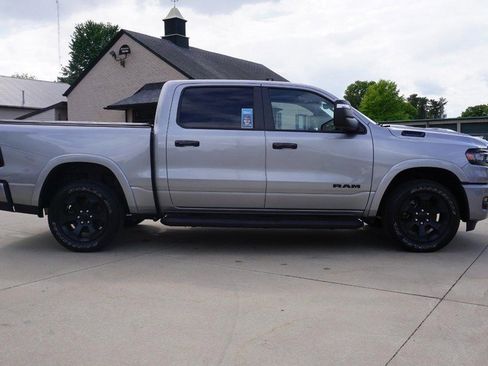 Used 2025 RAM 1500 Big Horn AWD/4WD image 2
