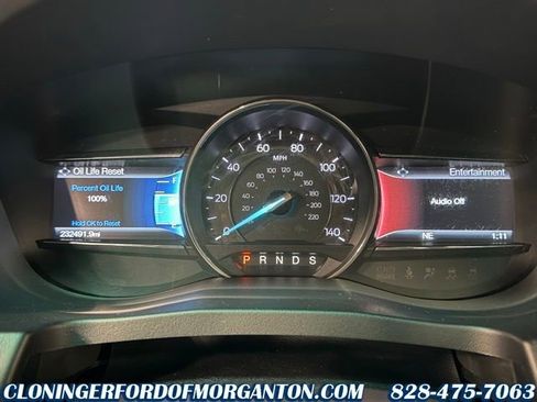 Used 2016 Ford Explorer Limited image 22