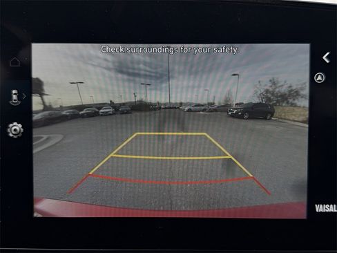 Used 2023 Hyundai Elantra SEL w/ Convenience Package image 12