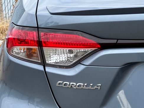 Used 2021 Toyota Corolla SE FWD image 23