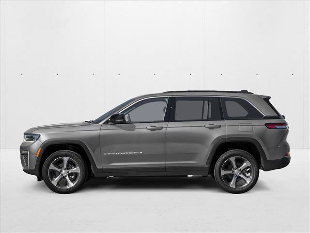 New 2027 Jeep Grand Cherokee Summit AWD/4WD image 3