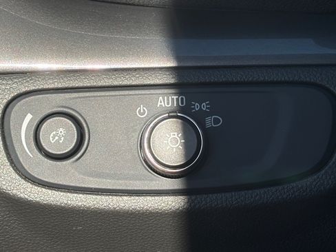 Used 2017 Buick Encore Preferred FWD image 18